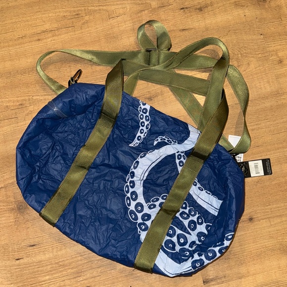 aloha duffle bag - Picture 2 of 6